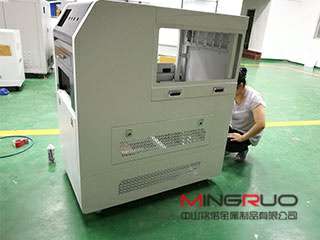 中国·618永利(集团)有限公司-官方网站加工厂教你如何选择最好的钣金机柜_中国·618永利(集团)有限公司-官方网站